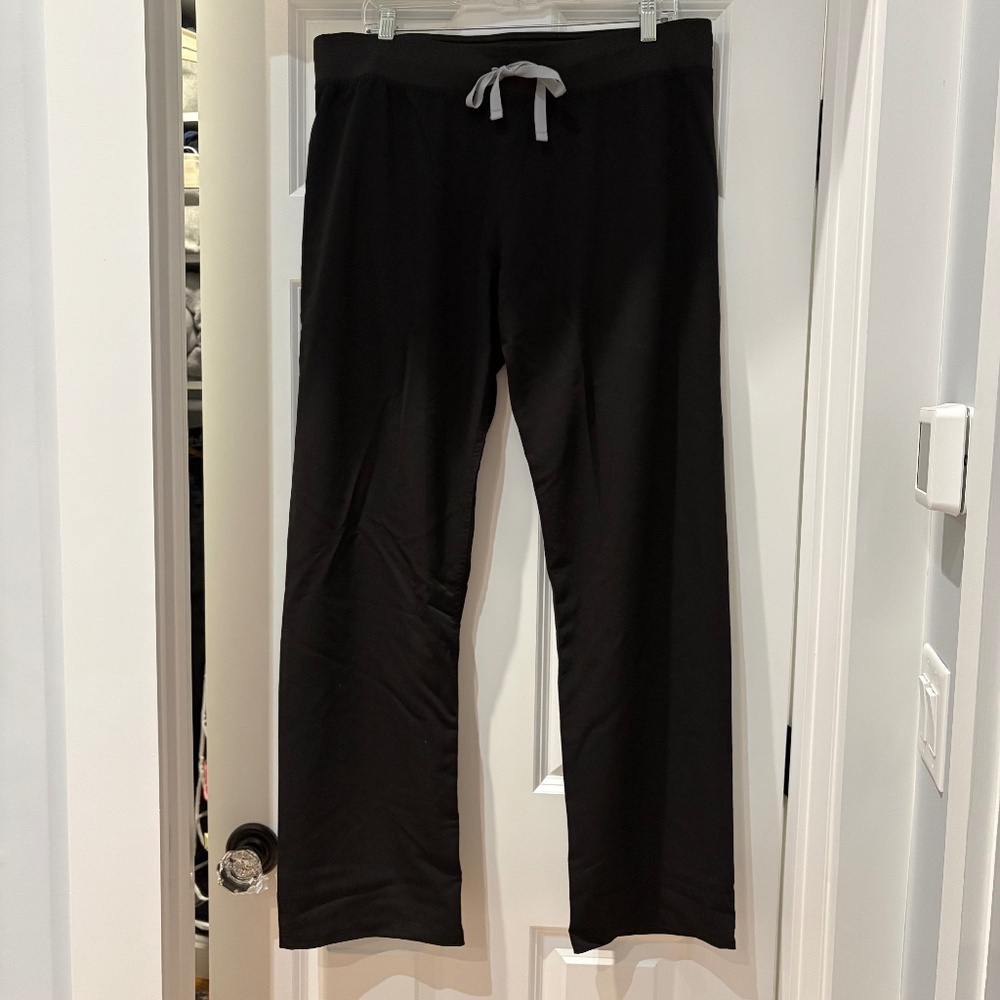 WOMENS FIGS SCRUB PANTS - BLACK LIVINGSTON size Large Excellent condition